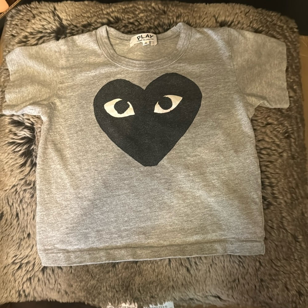 Comme des Garçons PLAY

Little Kid's Play Kids Logo T-Shirt